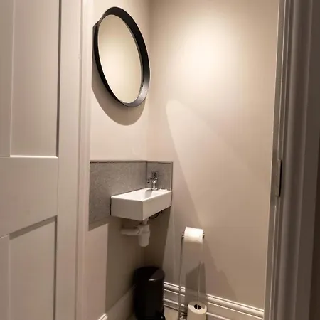 Stylish Stadium Stay, City Centre With Parking Cardiff Exterior photo