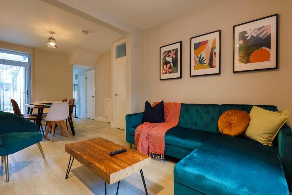 Stylish Stadium Stay, Centre With Parking Apartment Cardiff