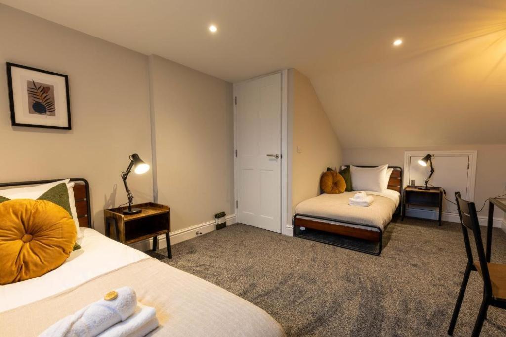 Stylish Stadium Stay, Centre With Parking