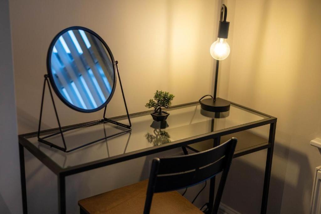 Stylish Stadium Stay, Centre With Parking * Cardiff