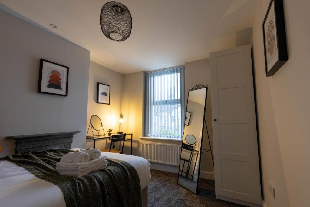 Stylish Stadium Stay, Centre With Parking