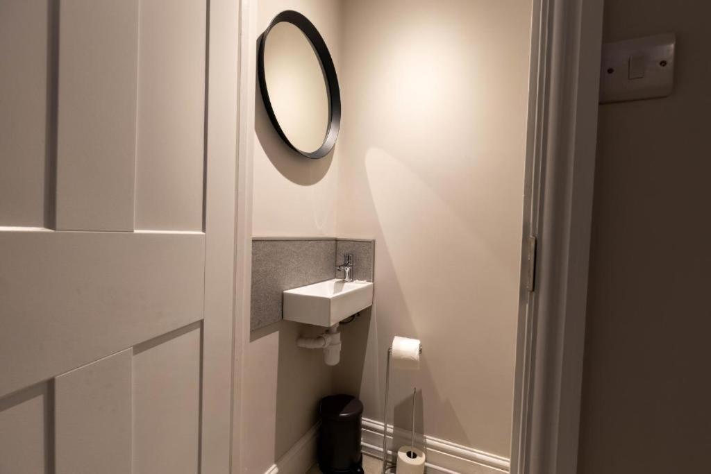 Stylish Stadium Stay, Centre With Parking *